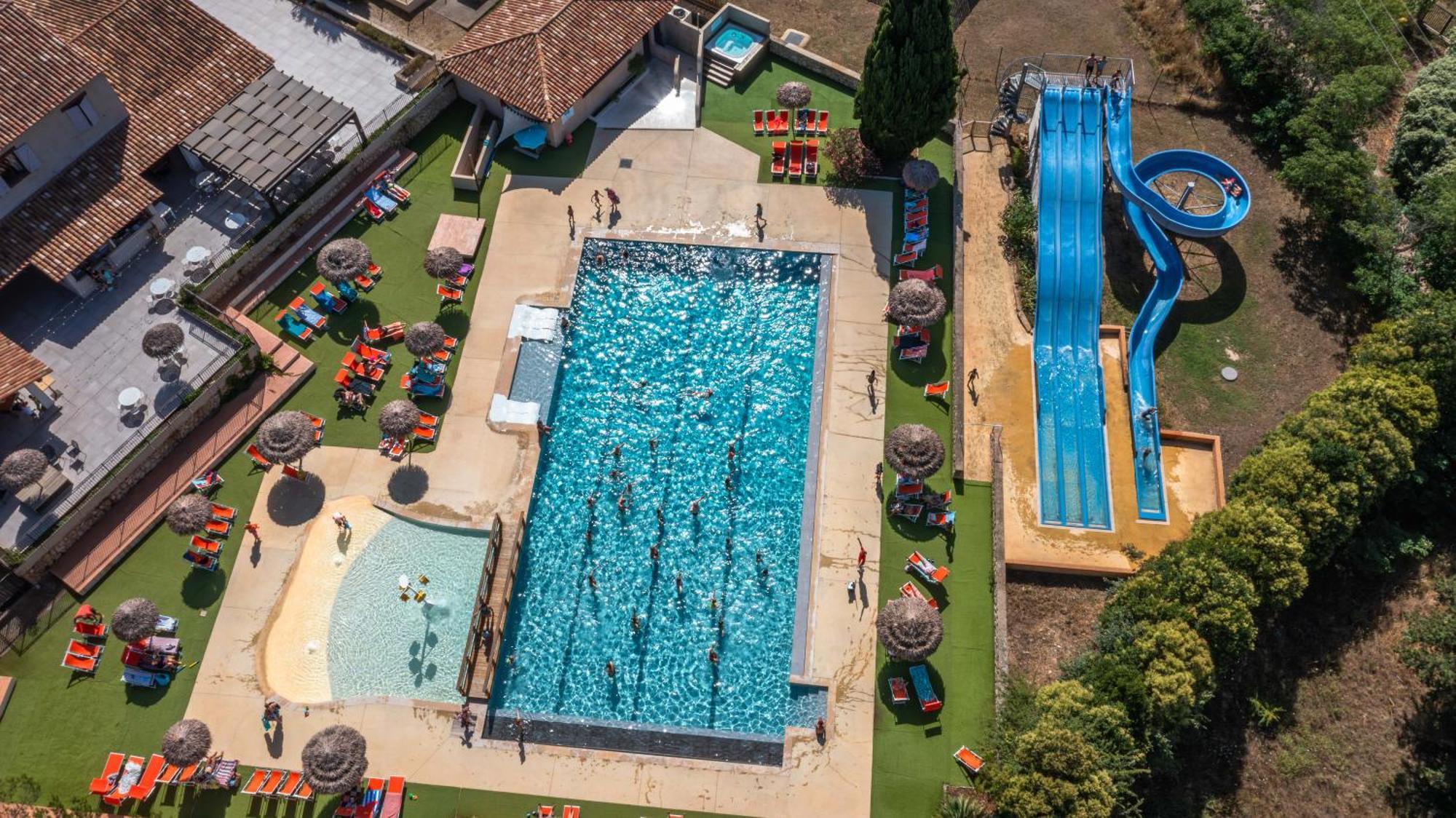 Camping Les Hautes Prairies Lourmarin Kültér fotó