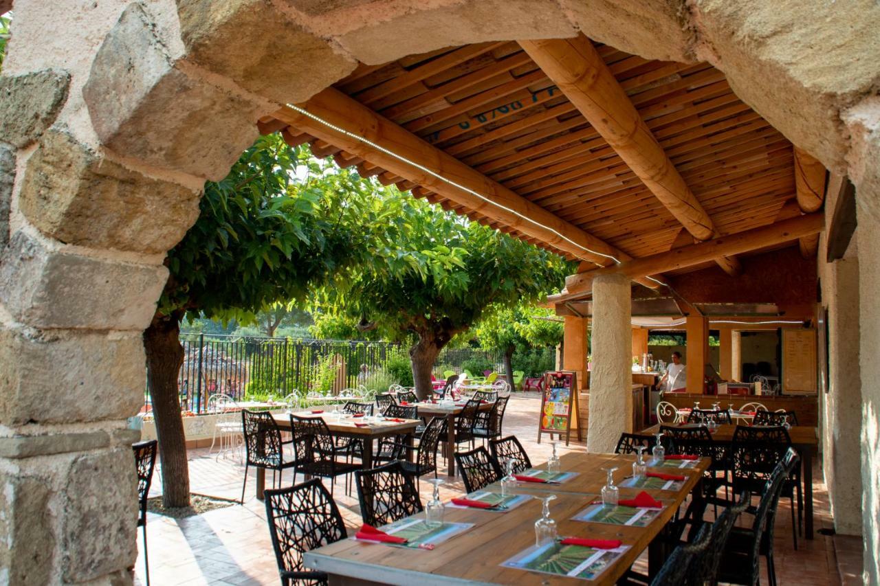 Camping Les Hautes Prairies Lourmarin Kültér fotó